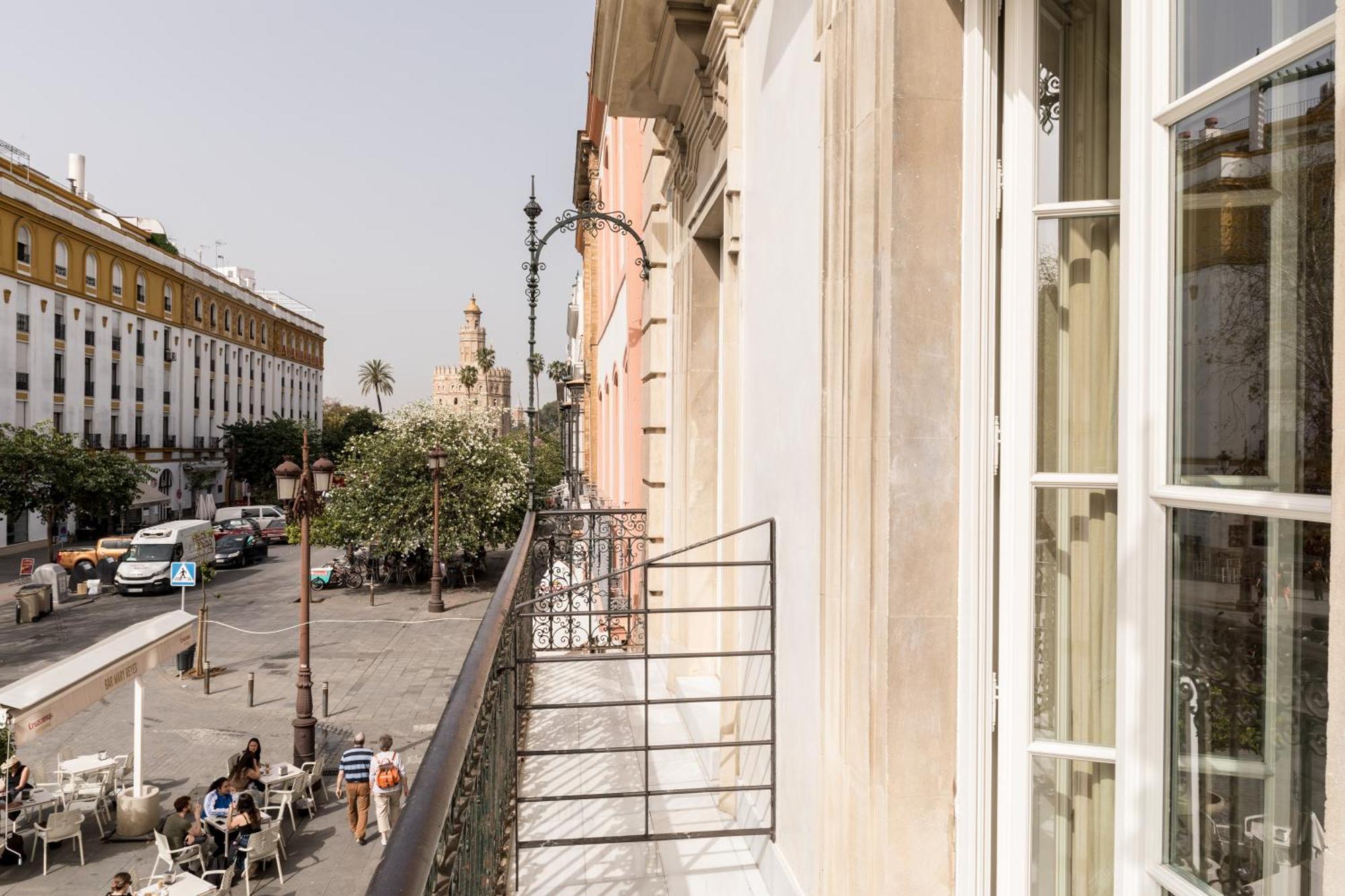 Hotel Tayko Sevilla Exterior photo